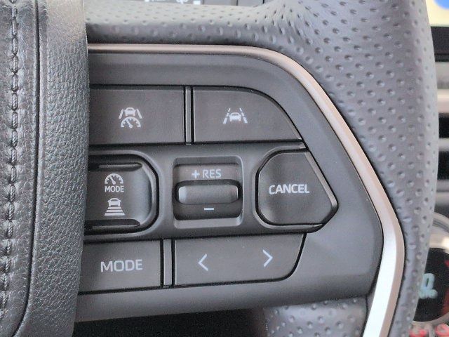 Used 2026 Toyota 4Runner Platinum AWD/4WD image 26
