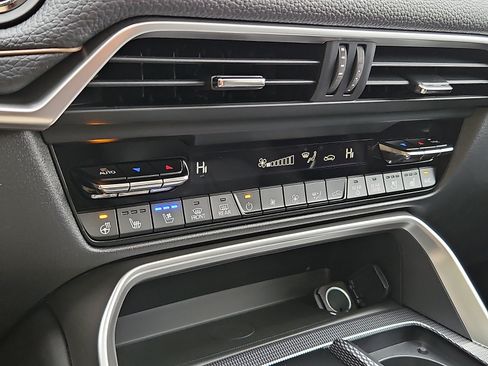 New 2026 MAZDA CX-90 Plug-In Hybrid w/Premium Sport AWD/4WD image 13