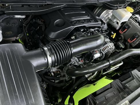 Used 2019 RAM 1500 Laramie AWD/4WD image 30