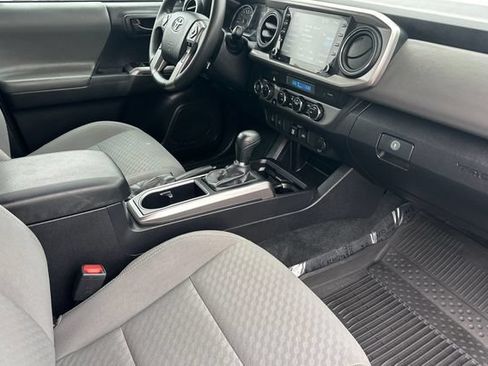 Certified 2023 Toyota Tacoma SR5 w/ Technology Package AWD/4WD image 19