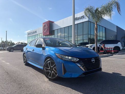 Certified 2024 Nissan Sentra SR FWD image 1