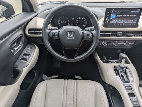 Used 2024 Honda HR-V EX-L image 16