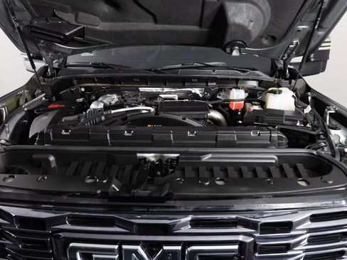 Used 2025 GMC Sierra 3500 Denali Ultimate AWD/4WD image 49
