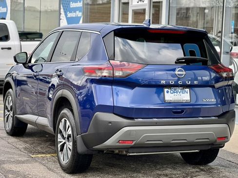 Used 2023 Nissan Rogue SV AWD/4WD image 3