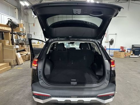 Used 2023 Kia Sportage LX AWD/4WD image 25