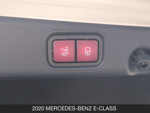 Used 2020 Mercedes-Benz E 350 Sedan image 26