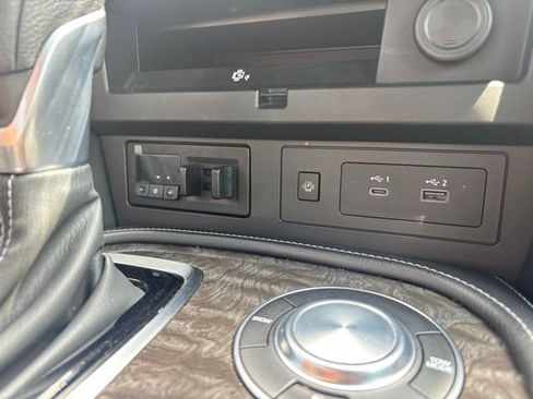 Used 2021 Nissan Armada Platinum w/ Captain's Chairs Package RWD image 34