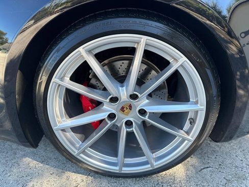 Used 2024 Porsche 911 Carrera S RWD image 40