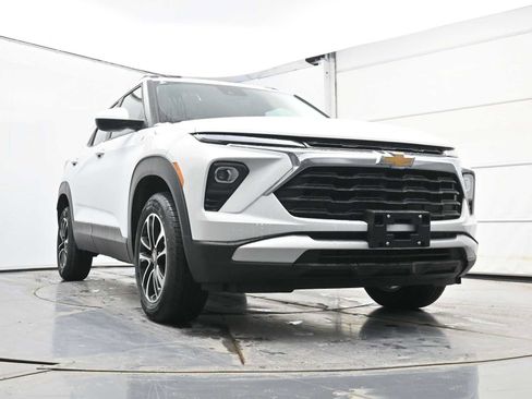 New 2026 Chevrolet TrailBlazer LT w/ LT Cold Weather Package image 16