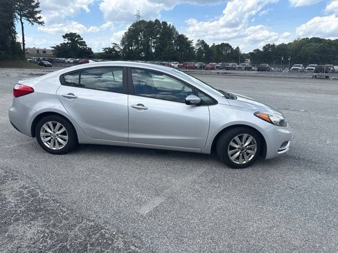 Used 2016 Kia Forte LX w/ LX Popular Plus Package FWD image 8