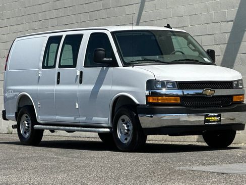 Certified 2025 Chevrolet Express 2500 w/ Driver Convenience Package RWD image 2