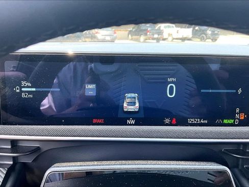 Used 2025 Ford Mustang Mach-E Select w/ Comfort Package Lite RWD image 13