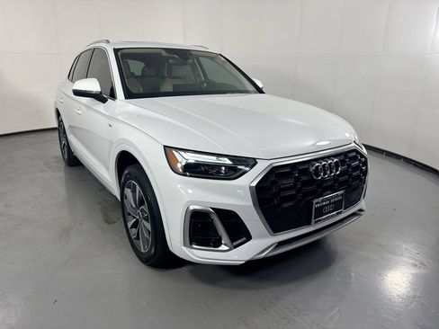 Used 2024 Audi Q5 2.0T Premium Plus AWD/4WD image 3