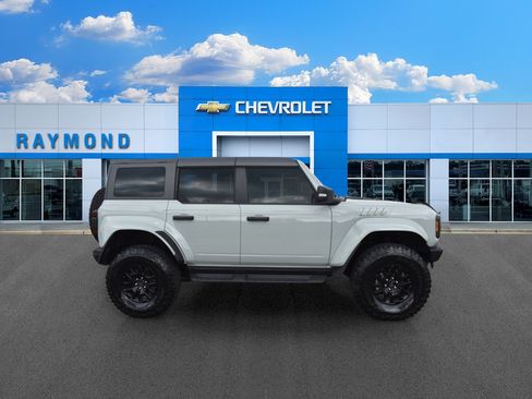 Used 2024 Ford Bronco Raptor AWD/4WD image 2