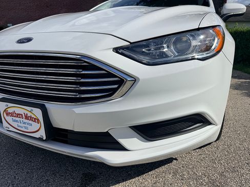 Used 2018 Ford Fusion S FWD image 9