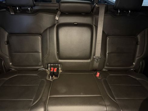 Used 2020 Chevrolet Silverado 2500 LTZ w/ LTZ Convenience Package AWD/4WD image 6