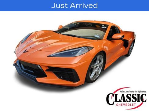 Used 2022 Chevrolet Corvette Stingray Preferred Conv w/ Z51 Performance Package RWD image 4