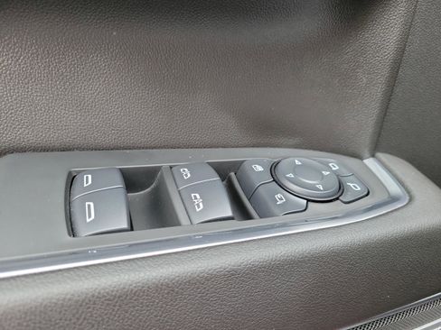 Used 2024 GMC Sierra 1500 SLT w/ SLT Premium Package image 17