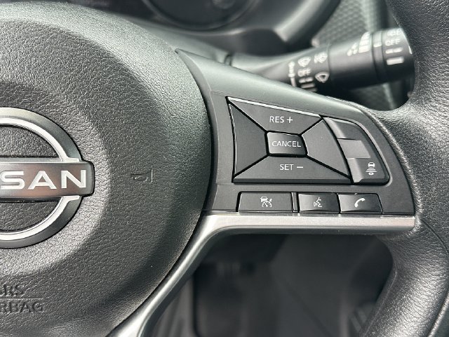 Used 2023 Nissan Kicks SV FWD image 24