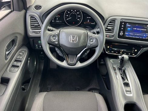 Used 2019 Honda HR-V EX image 17