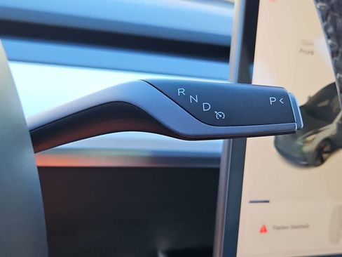 Used 2019 Tesla Model 3 Standard Range Plus image 30