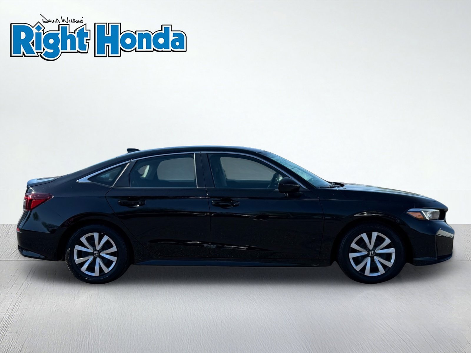 Used 2025 Honda Civic LX image 9