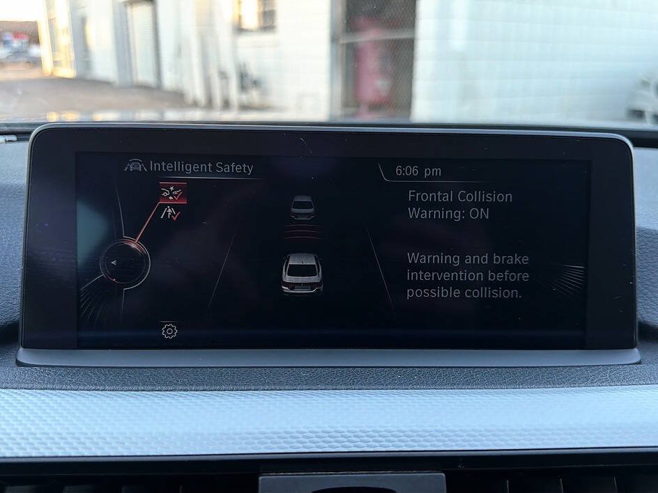 Used 2014 BMW 435i xDrive Coupe AWD/4WD image 12
