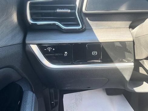 Used 2024 Kia Sportage X-Line AWD/4WD image 16