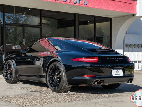 Used 2014 Porsche 911 Carrera image 4
