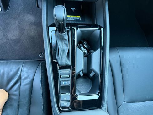 Used 2025 Honda Accord Sport image 15