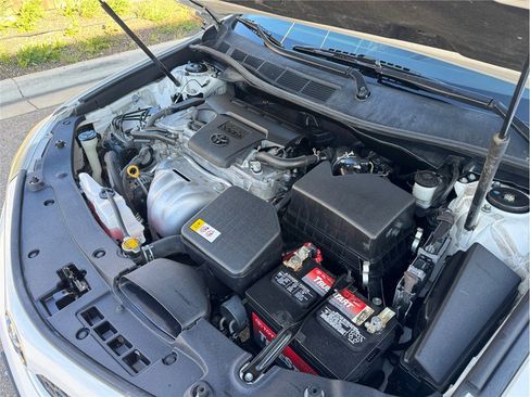 Used 2014 Toyota Camry SE FWD image 45