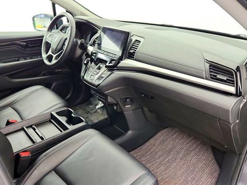 Used 2023 Honda Odyssey Touring image 29