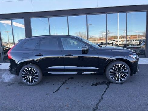 New 2026 Volvo XC60 T8 Ultra w/ Protection Package Premier AWD/4WD image 2