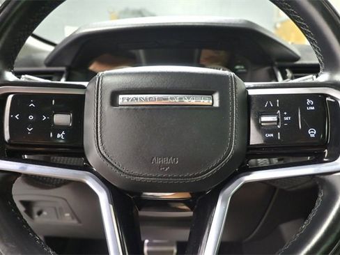 Used 2022 Land Rover Range Rover Velar R-Dynamic S image 21