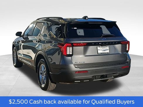 New 2026 Ford Explorer Active image 5