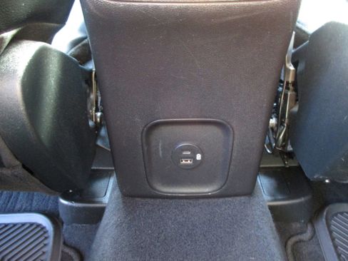 Used 2022 Ford Escape SEL image 42