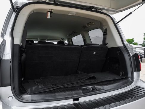 Used 2021 Nissan Armada SV AWD/4WD image 56