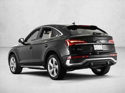 Used 2023 Audi Q5 2.0T Premium Plus w/ Premium Plus Package AWD/4WD image 8