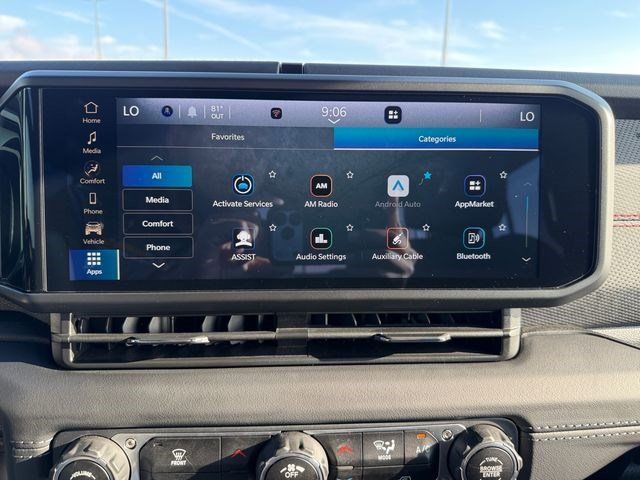 Used 2025 Jeep Gladiator Rubicon AWD/4WD image 20