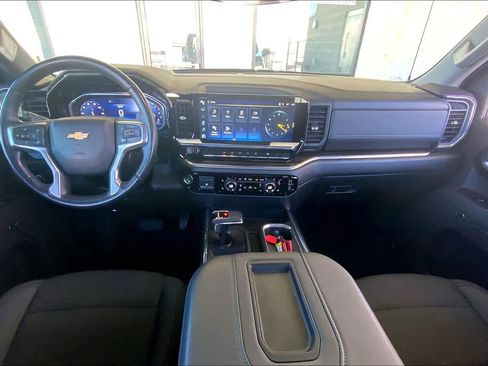 Used 2022 Chevrolet Silverado 1500 LT image 14