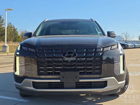 Used 2024 Hyundai Palisade SEL w/ Premium Package image 2