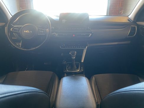 Used 2023 Kia Seltos S w/ Navigation Package FWD image 21