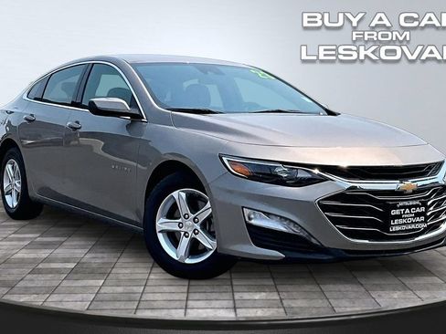 Used 2023 Chevrolet Malibu LT FWD image 1