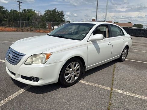 Used 2008 Toyota Avalon XLS FWD image 6