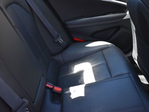 Used 2025 Genesis G70 2.5T RWD image 28