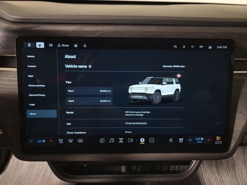Used 2024 Rivian R1S Adventure AWD/4WD image 29