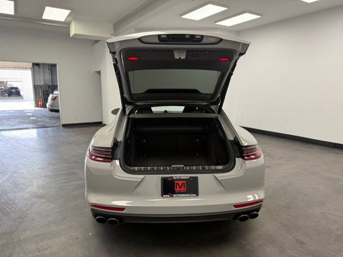 Used 2018 Porsche Panamera 4S AWD/4WD image 75
