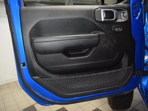 Used 2024 Jeep Gladiator Sport image 41