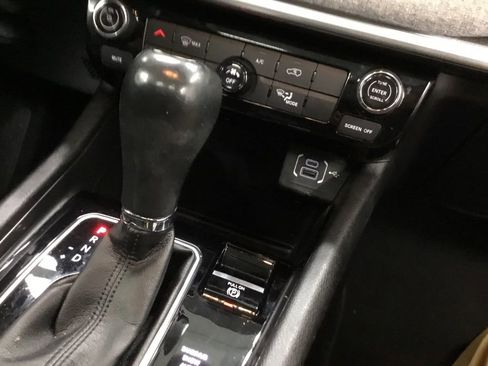 Used 2022 Jeep Compass Latitude w/ Sun and Sound Group image 27