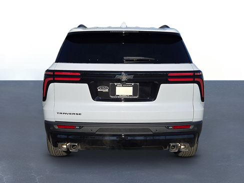New 2026 Chevrolet Traverse LT image 6